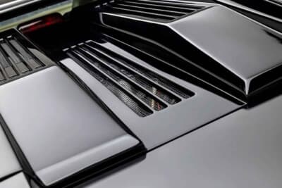 52万7500ドル（邦貨換算約7810万円）で売却されたランボルギーニ「カウンタック 25thアニバーサリー」（C）Courtesy of Broad Arrow