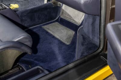 91万2500ドル(邦貨換算約1億3430万円)で落札されたフェラーリ「F512M」(C)Courtesy of RM Sotheby's