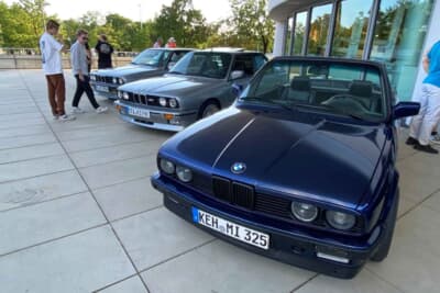 ドイツでは若い方にもヤングタイマーが人気で、オーナーにはヤング世代も見かけしました