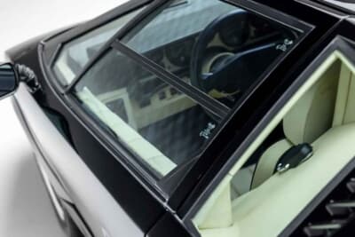 52万7500ドル（邦貨換算約7810万円）で売却されたランボルギーニ「カウンタック 25thアニバーサリー」（C）Courtesy of Broad Arrow