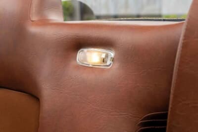 オークション終了後に6万4400ドル（邦貨換算約950万円）で販売されたポルシェ「914」（C）Courtesy of Broad Arrow