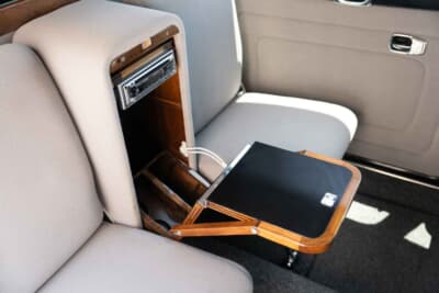 33万5000ドル（邦貨換算約4940万円）で落札されたフォルクスワーゲン「ビートル リムジン」C）Courtesy of RM Sotheby's