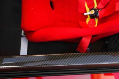 1100万5000ドル（邦貨換算約16億3600万円）で落札されたフェラーリ「F40コンペティツィオーネ」（C）Courtesy of RM Sotheby's