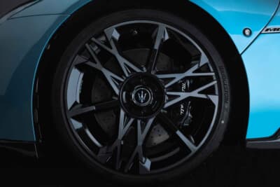 マセラティMCプーラ:焼き入れ加工が施されたダイヤモンドカットホイールが個性を放つ