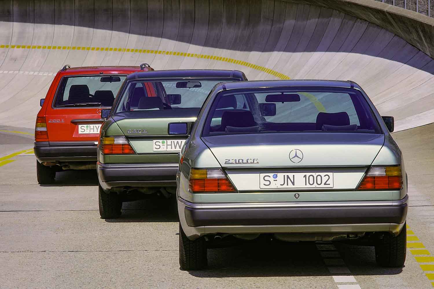 メルセデス・ベンツ「Eクラス」ルーツは戦後復興の一翼を担った