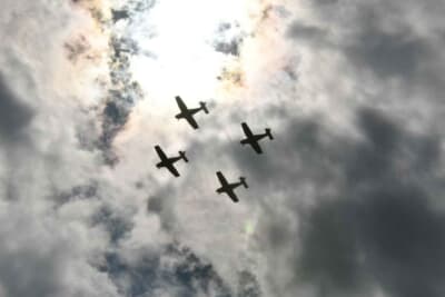 フォーメーションラップ前にはベルギー空軍の飛行機が上空を飛行して盛り上げました