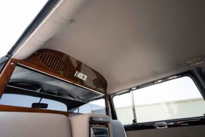 33万5000ドル（邦貨換算約4940万円）で落札されたフォルクスワーゲン「ビートル リムジン」C）Courtesy of RM Sotheby's