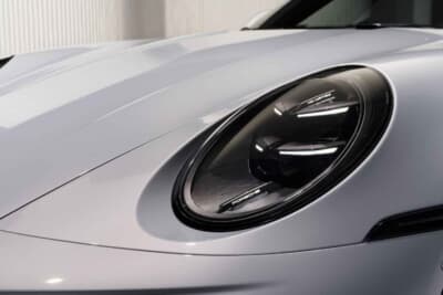 ポルシェ911ターボS:革新的ライト機能のHDマトリックスLEDヘッドライト