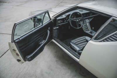 24万6400ドル（邦貨換算約3630万円）で落札されたデ・トマソ「パンテーラL」（C）Courtesy of RM Sotheby's