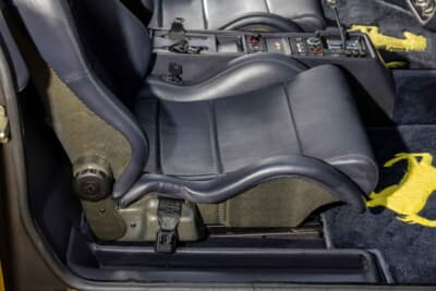 91万2500ドル(邦貨換算約1億3430万円)で落札されたフェラーリ「F512M」(C)Courtesy of RM Sotheby's