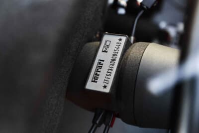 1100万5000ドル（邦貨換算約16億3600万円）で落札されたフェラーリ「F40コンペティツィオーネ」（C）Courtesy of RM Sotheby's