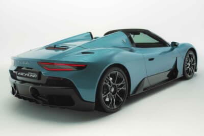 マセラティMCプーラ:コンバーチブルボディのチェロには電動格納式PLDCガラスルーフが採用される