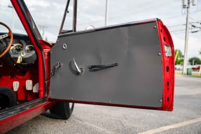 22万ドル(邦貨換算約3240万円)で落札されたアルファ ロメオ「ジュリア スプリントGTA」(C)Courtesy of RM Sotheby's