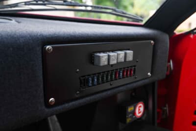 1100万5000ドル（邦貨換算約16億3600万円）で落札されたフェラーリ「F40コンペティツィオーネ」（C）Courtesy of RM Sotheby's