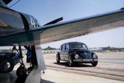 33万5000ドル（邦貨換算約4940万円）で落札されたフォルクスワーゲン「ビートル リムジン」C）Courtesy of RM Sotheby's