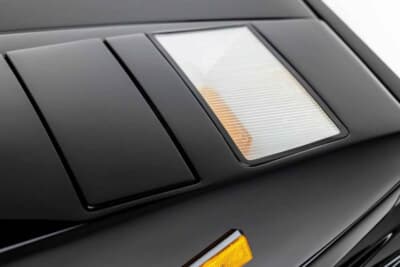 52万7500ドル（邦貨換算約7810万円）で売却されたランボルギーニ「カウンタック 25thアニバーサリー」（C）Courtesy of Broad Arrow