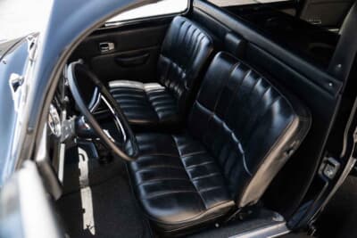 33万5000ドル（邦貨換算約4940万円）で落札されたフォルクスワーゲン「ビートル リムジン」C）Courtesy of RM Sotheby's