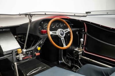 72万ドル（邦貨換算約1億700万円）で落札されたデ・トマソ「P70」C）Courtesy of RM Sotheby's