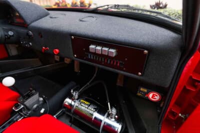 1100万5000ドル（邦貨換算約16億3600万円）で落札されたフェラーリ「F40コンペティツィオーネ」（C）Courtesy of RM Sotheby's