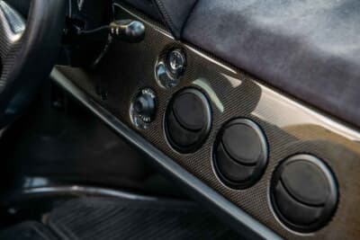 924万5000ドル（邦貨換算約13億6068万円）で落札されたフェラーリ「F50」（C）Courtesy of RM Sotheby's