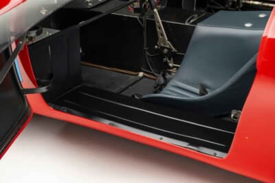 72万ドル（邦貨換算約1億700万円）で落札されたデ・トマソ「P70」C）Courtesy of RM Sotheby's