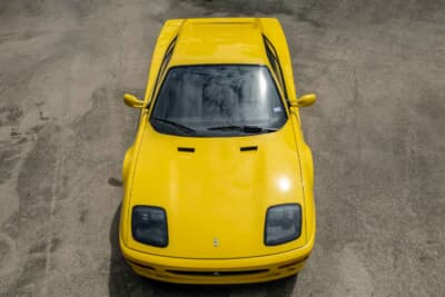 91万2500ドル(邦貨換算約1億3430万円)で落札されたフェラーリ「F512M」(C)Courtesy of RM Sotheby's