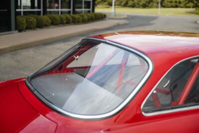 22万ドル(邦貨換算約3240万円)で落札されたアルファ ロメオ「ジュリア スプリントGTA」(C)Courtesy of RM Sotheby's