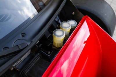 1100万5000ドル（邦貨換算約16億3600万円）で落札されたフェラーリ「F40コンペティツィオーネ」（C）Courtesy of RM Sotheby's