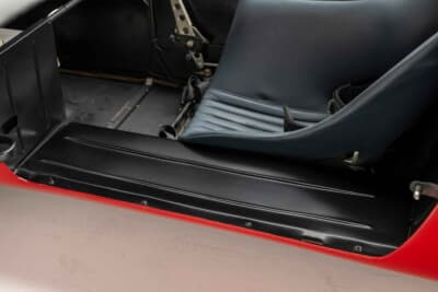 72万ドル（邦貨換算約1億700万円）で落札されたデ・トマソ「P70」C）Courtesy of RM Sotheby's