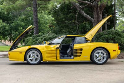 91万2500ドル(邦貨換算約1億3430万円)で落札されたフェラーリ「F512M」(C)Courtesy of RM Sotheby's