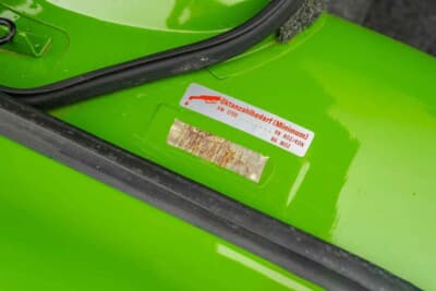 オークション終了後に6万4400ドル（邦貨換算約950万円）で販売されたポルシェ「914」（C）Courtesy of Broad Arrow