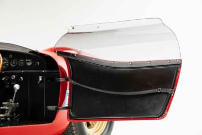 72万ドル（邦貨換算約1億700万円）で落札されたデ・トマソ「P70」C）Courtesy of RM Sotheby's