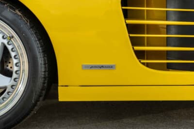 91万2500ドル(邦貨換算約1億3430万円)で落札されたフェラーリ「F512M」(C)Courtesy of RM Sotheby's