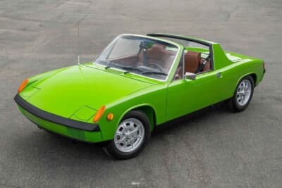 オークション終了後に6万4400ドル（邦貨換算約950万円）で販売されたポルシェ「914」（C）Courtesy of Broad Arrow