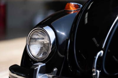 33万5000ドル（邦貨換算約4940万円）で落札されたフォルクスワーゲン「ビートル リムジン」C）Courtesy of RM Sotheby's