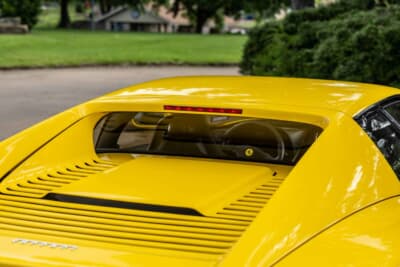 91万2500ドル(邦貨換算約1億3430万円)で落札されたフェラーリ「F512M」(C)Courtesy of RM Sotheby's