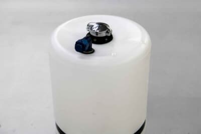 1100万5000ドル（邦貨換算約16億3600万円）で落札されたフェラーリ「F40コンペティツィオーネ」（C）Courtesy of RM Sotheby's