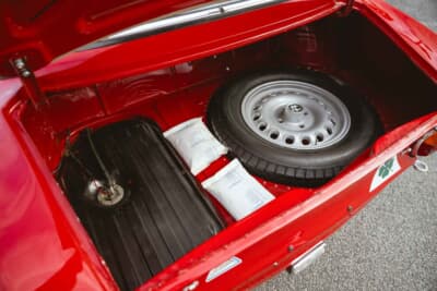 22万ドル(邦貨換算約3240万円)で落札されたアルファ ロメオ「ジュリア スプリントGTA」(C)Courtesy of RM Sotheby's