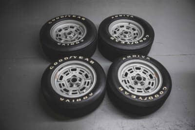 24万6400ドル（邦貨換算約3630万円）で落札されたデ・トマソ「パンテーラL」（C）Courtesy of RM Sotheby's