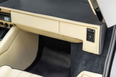 52万7500ドル（邦貨換算約7810万円）で売却されたランボルギーニ「カウンタック 25thアニバーサリー」（C）Courtesy of Broad Arrow