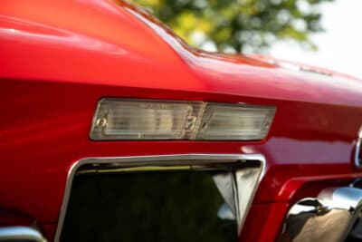 24万800ドル（邦貨換算約3580万円）で落札されたシボレー「コルベット スティングレイ 427」C）Courtesy of RM Sotheby's