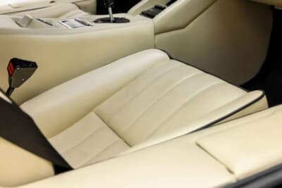 52万7500ドル（邦貨換算約7810万円）で売却されたランボルギーニ「カウンタック 25thアニバーサリー」（C）Courtesy of Broad Arrow