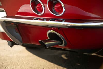 24万800ドル（邦貨換算約3580万円）で落札されたシボレー「コルベット スティングレイ 427」C）Courtesy of RM Sotheby's