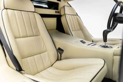 52万7500ドル（邦貨換算約7810万円）で売却されたランボルギーニ「カウンタック 25thアニバーサリー」（C）Courtesy of Broad Arrow