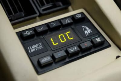 52万7500ドル（邦貨換算約7810万円）で売却されたランボルギーニ「カウンタック 25thアニバーサリー」（C）Courtesy of Broad Arrow