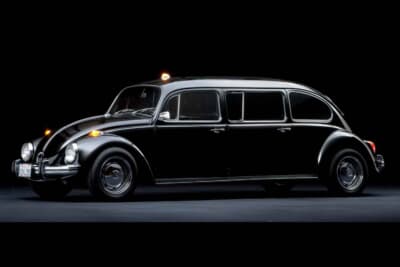 33万5000ドル（邦貨換算約4940万円）で落札されたフォルクスワーゲン「ビートル リムジン」C）Courtesy of RM Sotheby's
