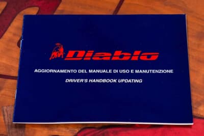 57万5000ドル（邦貨換算約約8480万円）で現在も販売中のランボルギーニ「ディアブロ SV モントレーエディション」（C）Courtesy of Broad Arrow