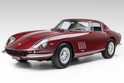 350万ドル（邦貨換算約5億1800万円）で落札されたフェラーリ「275 GTB/4」（C）Courtesy of RM Sotheby's