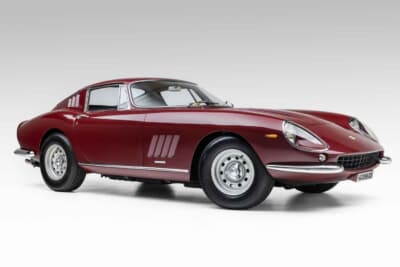 350万ドル（邦貨換算約5億1800万円）で落札されたフェラーリ「275 GTB/4」（C）Courtesy of RM Sotheby's
