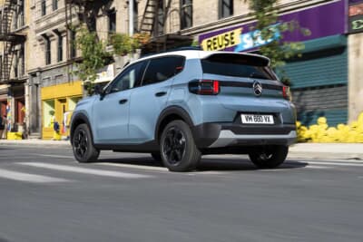 シトロエンC3ハイブリッド:前モデルから全高を95mmアップし、街乗りでの取りまわしやすさと視認性、快適性を両立